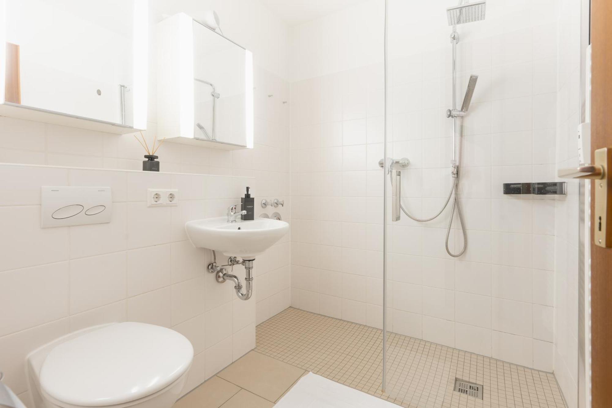 Seeblick-oase Istayunixi Seenaehe-sauna-balkon-netflix-parkplatz * Ohningen